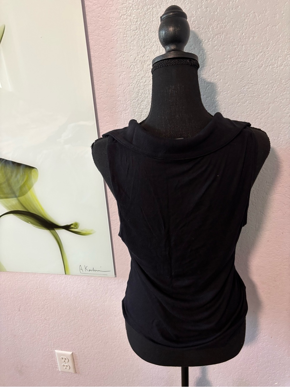 Worthington Black Sleeveless Henley Top - Picture 3 of 5
